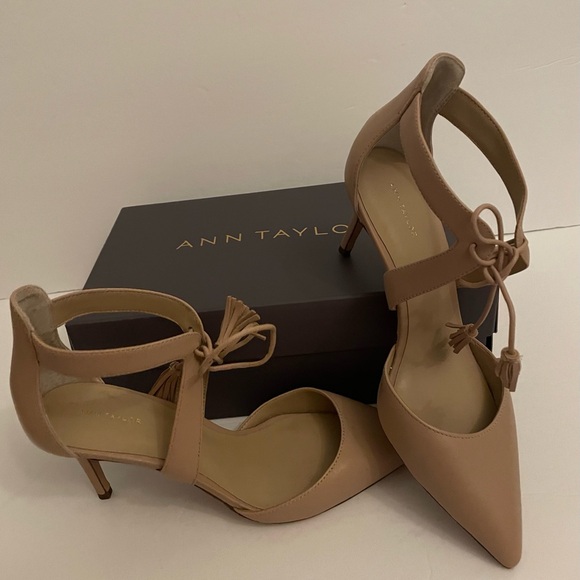 NWT Ann Taylor Carson Leather Tassel Pump in Maple Blush Size 9 - Picture 4 of 11